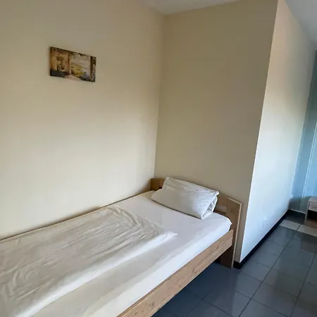 Nahe Bahnhof Apartamento *
